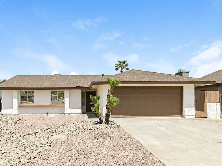 364 Toyabe St — Photo 1