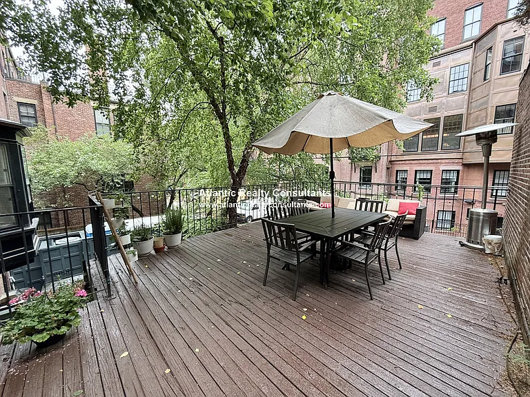 178 Marlborough St #2 — Photo 5