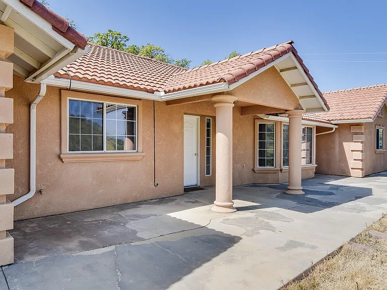 27557 Paradise Valley Ln — Photo 12