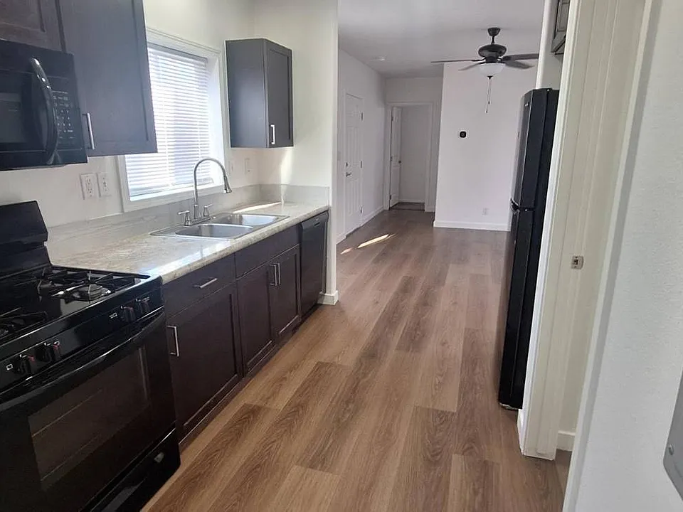 4487 E Lake Mead #57