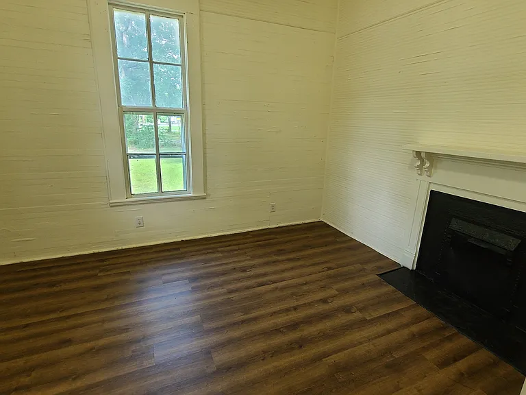 774 Macon Ave — Photo 19