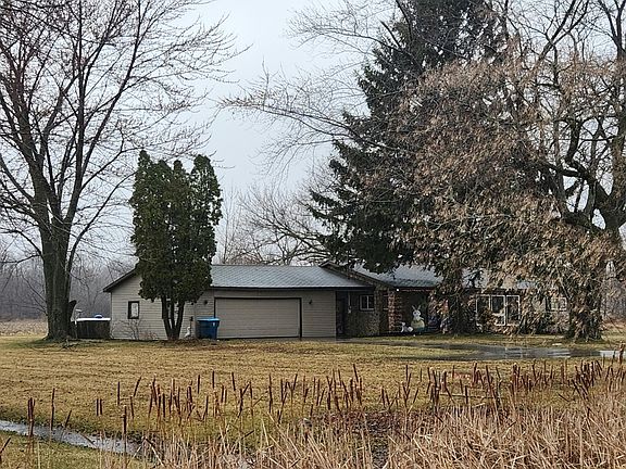 3rd image of 4975 Maloney Rd