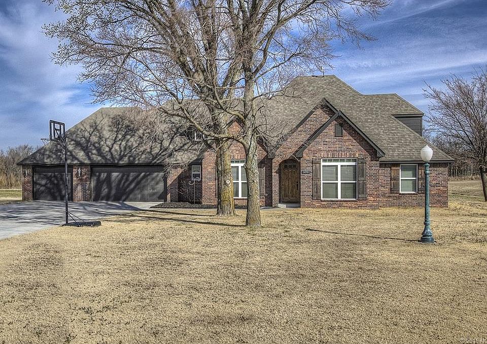 1st image of 14903 E Fieldstone Dr N