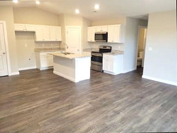 2nd image of 1725-1727 E 69th Ct N