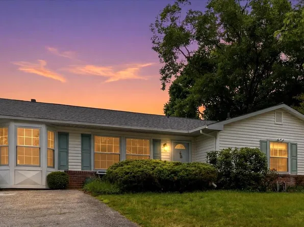 7910 S Cartier Ct, Severn, MD 21144