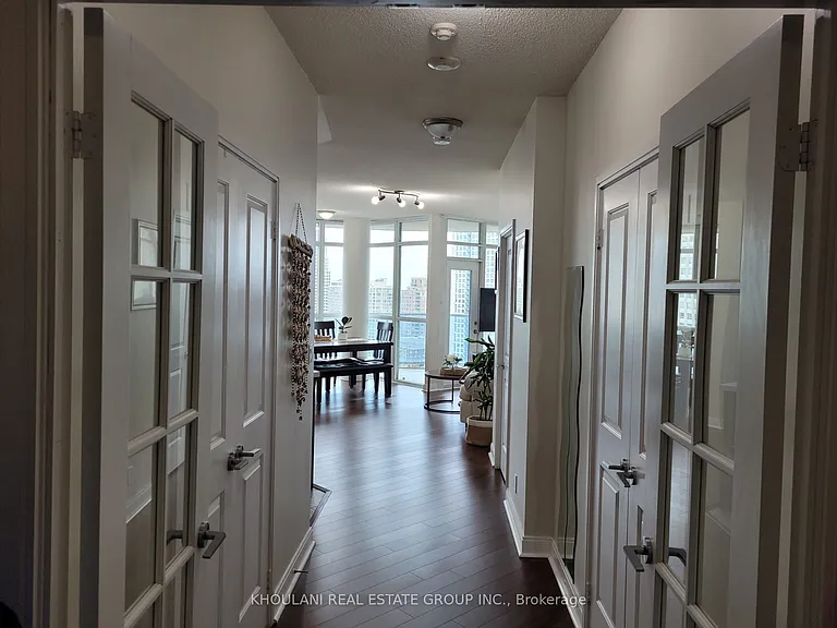 70 Absolute Ave #2106 — Photo 2