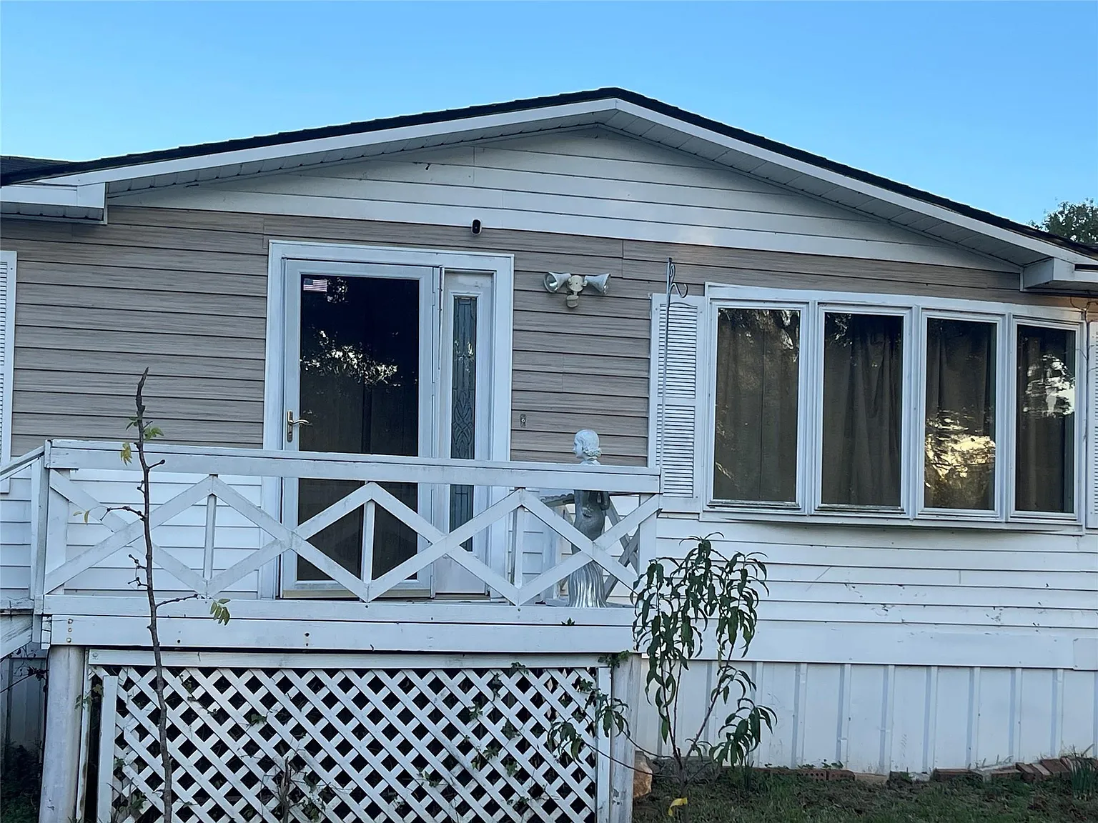 3 bed, 2.5 bath, 1680 sqft, $1,600 — Photo 3