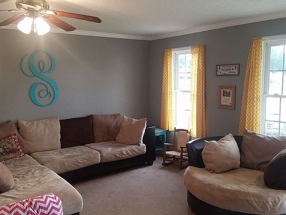 4th image of 104 Kalen Dr