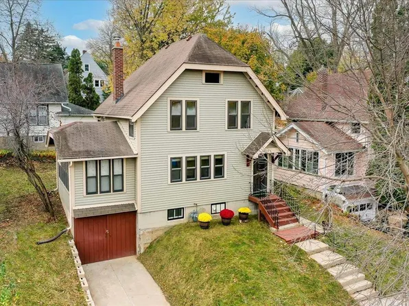 2405 Chamberlain Avenue, Madison, WI 53726