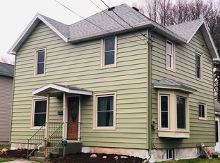 31 Mill St, Waterloo, NY 13165