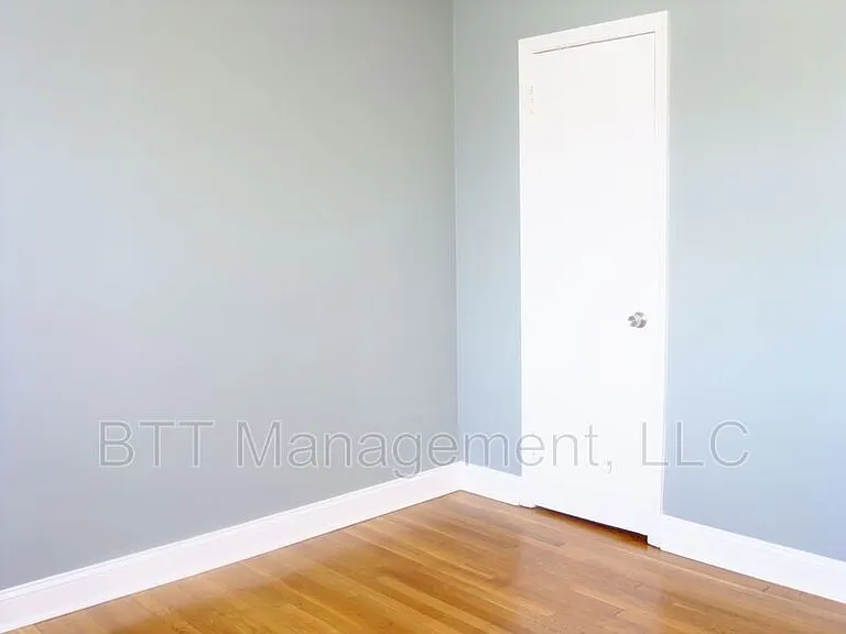 4013 38th St #202 — Photo 24