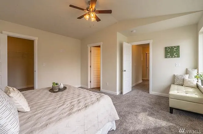 605 Stacey Pl — Photo 4