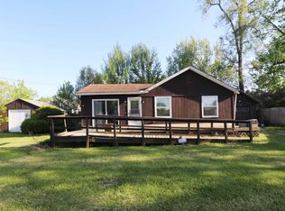 1450 Carman St, Burton, MI 48529