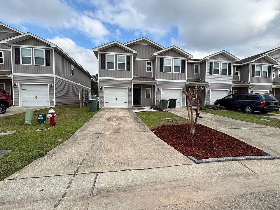 1st image of 6028 Royal Port Ct