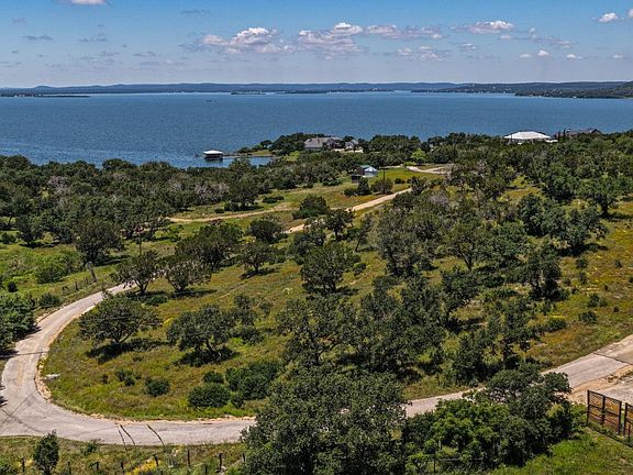 2nd image of 4130 Sunset Cliff Road
