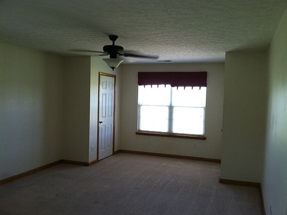 3rd image of 355 Charles Crutcher Dr