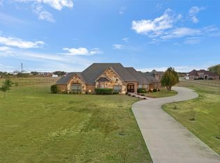 219 Mohundro Rd, Ferris, TX 75125