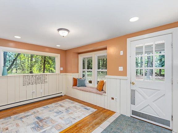 2nd image of 51 Timbertop Road