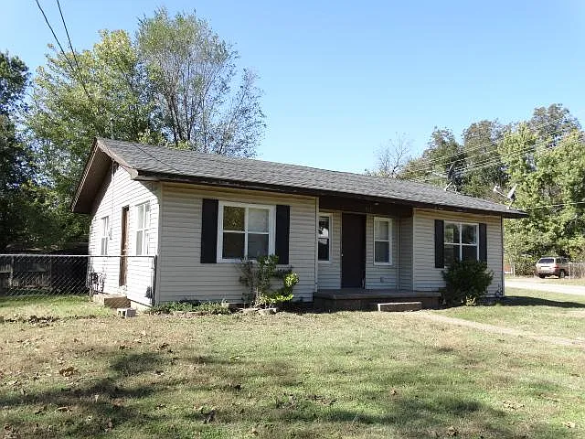 917 N Vinita Ave — Photo 21