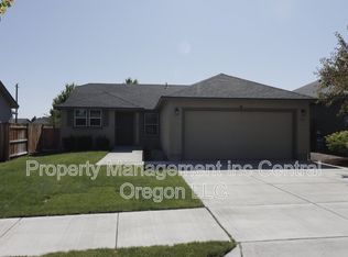 1786 SW 36th Way, Redmond, OR 97756