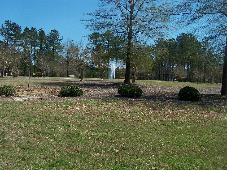 1st image of 628 Creekway Circle SE