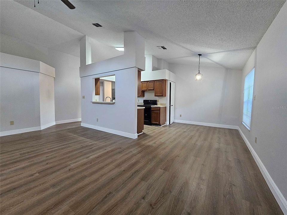 1st image of 3716 Narroline Dr
