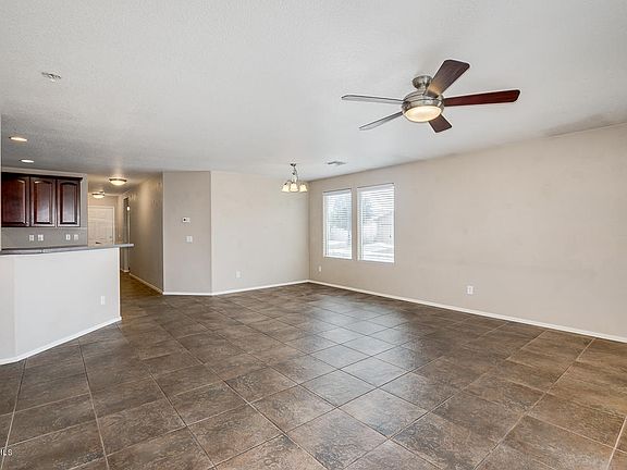 2nd image of 882 E Kelsi Ave