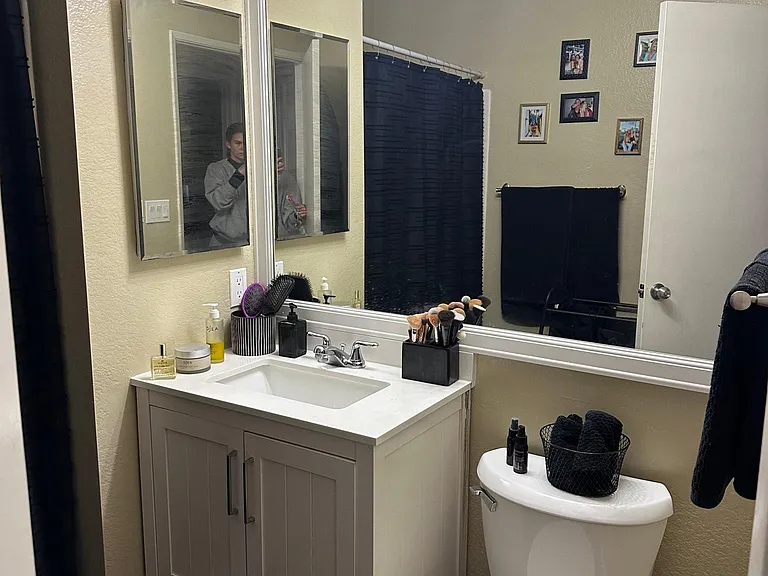 2240 Garnet Ave #1 — Photo 25