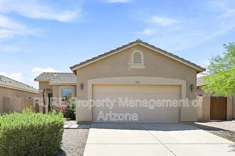 3 bed, 2.0 bath, 1333 sqft, $1,675 — Photo 1