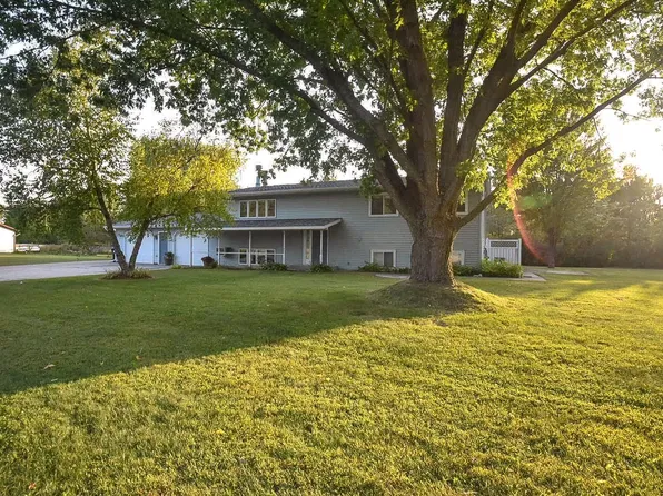 2501 Thomas Ct, Onalaska, WI 54650