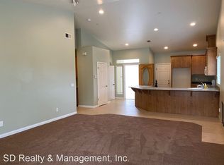 15715 Viewside Ln, El Cajon, CA 92021