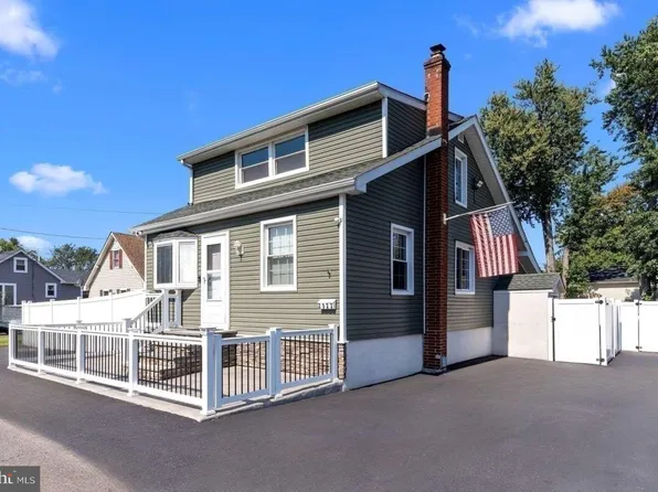 2922 Eddington Ave, Bensalem, PA 19020