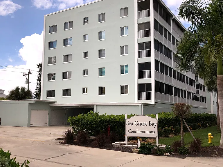 345 Mango St #304 — Photo 21