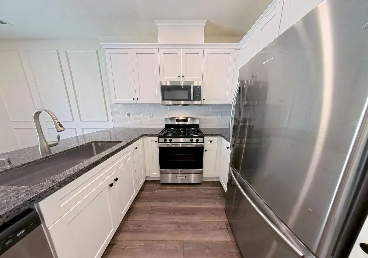 24122 Tuscany Ave, #2003, Murrieta, CA | Stunning Newer Murrieta Townhome with Modern Finishes & ... — Photo 3