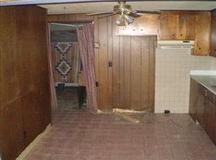 888 Mill Rd, Ravenna, OH 44266