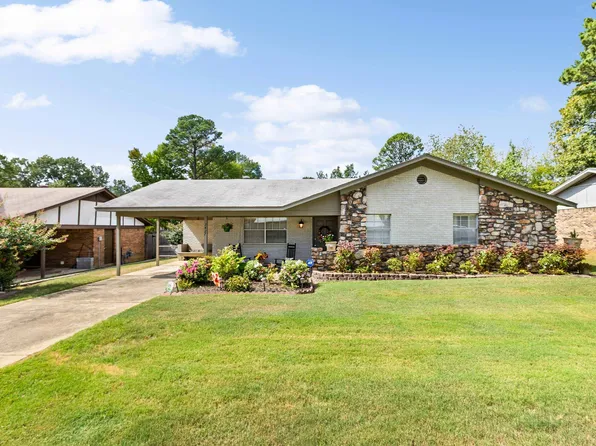 3427 Vicki Dr, Bryant, AR 72022