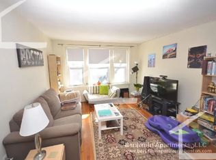 41 Lancaster Ter #103, Brookline, MA 02446