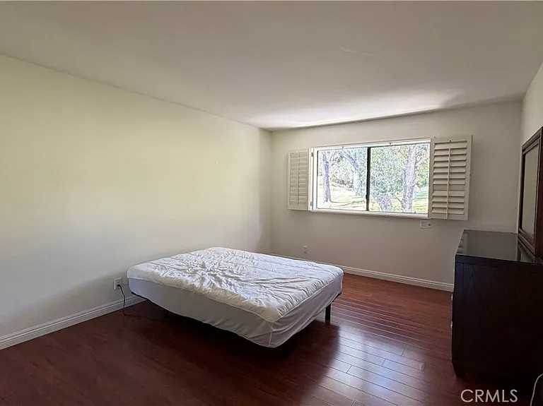 1637 Peacock Ln — Photo 22