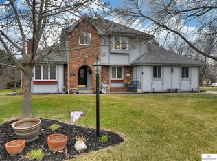 885 S 156th Ave, Omaha, NE 68118