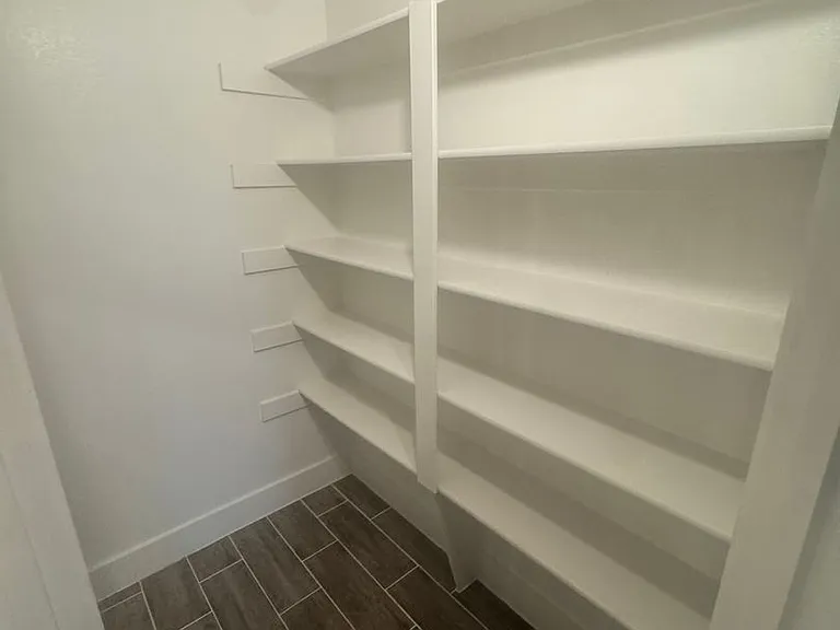 684 The Cottages Dr — Photo 10