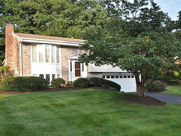 2nd image of 2604 Autumnwood Dr