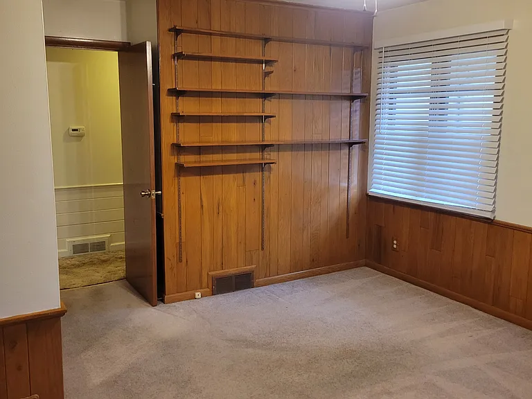 2123 Eileen Rd — Photo 35