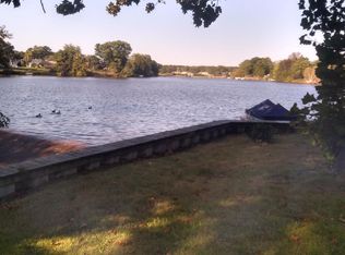 8 Palisades Dr, Toms River, NJ