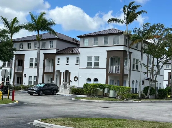 4455 SW 160th Ave APT 201, Hollywood, FL 33027