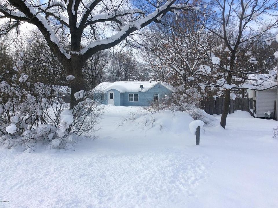 2nd image of 1931 Interwood St