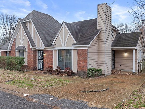 2nd image of 3526 Newberry Ln