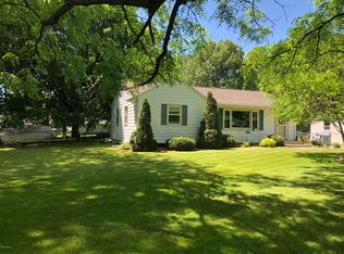 3821 Grand Prairie Rd, Kalamazoo, MI 49006