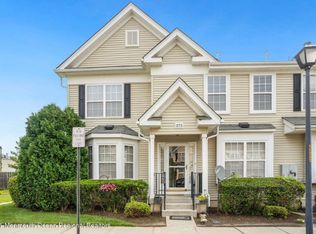 375 Brookfield Dr, Jackson, NJ 08527