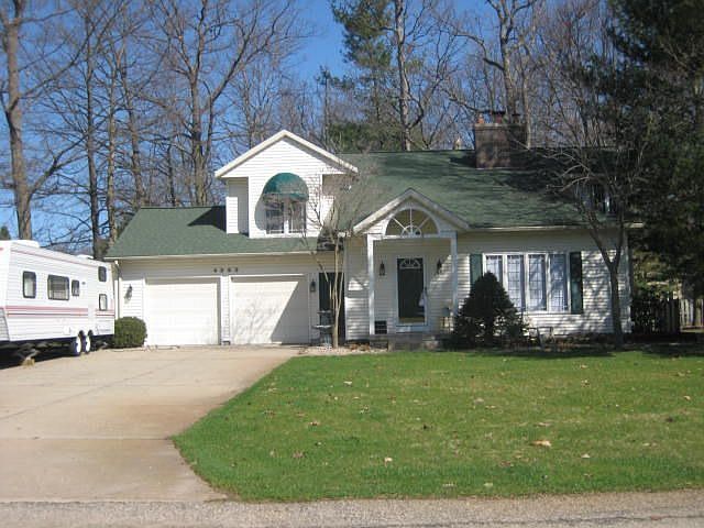 1st image of 4393 Chateau West Dr
