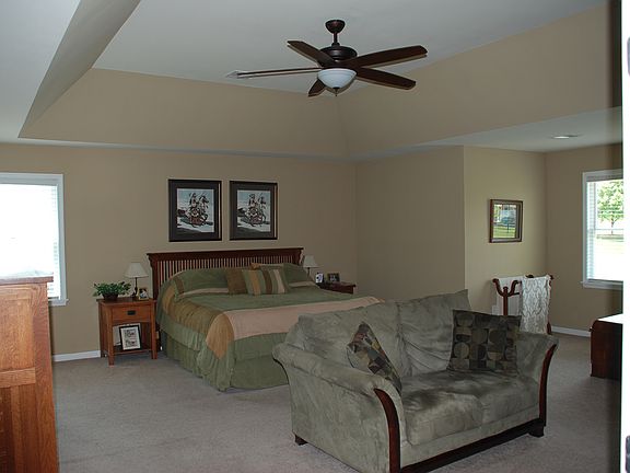 4th image of 138 Country Chase Dr #11